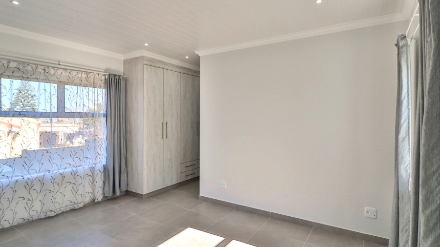 3 Bedroom Property for Sale in Dana Bay Western Cape